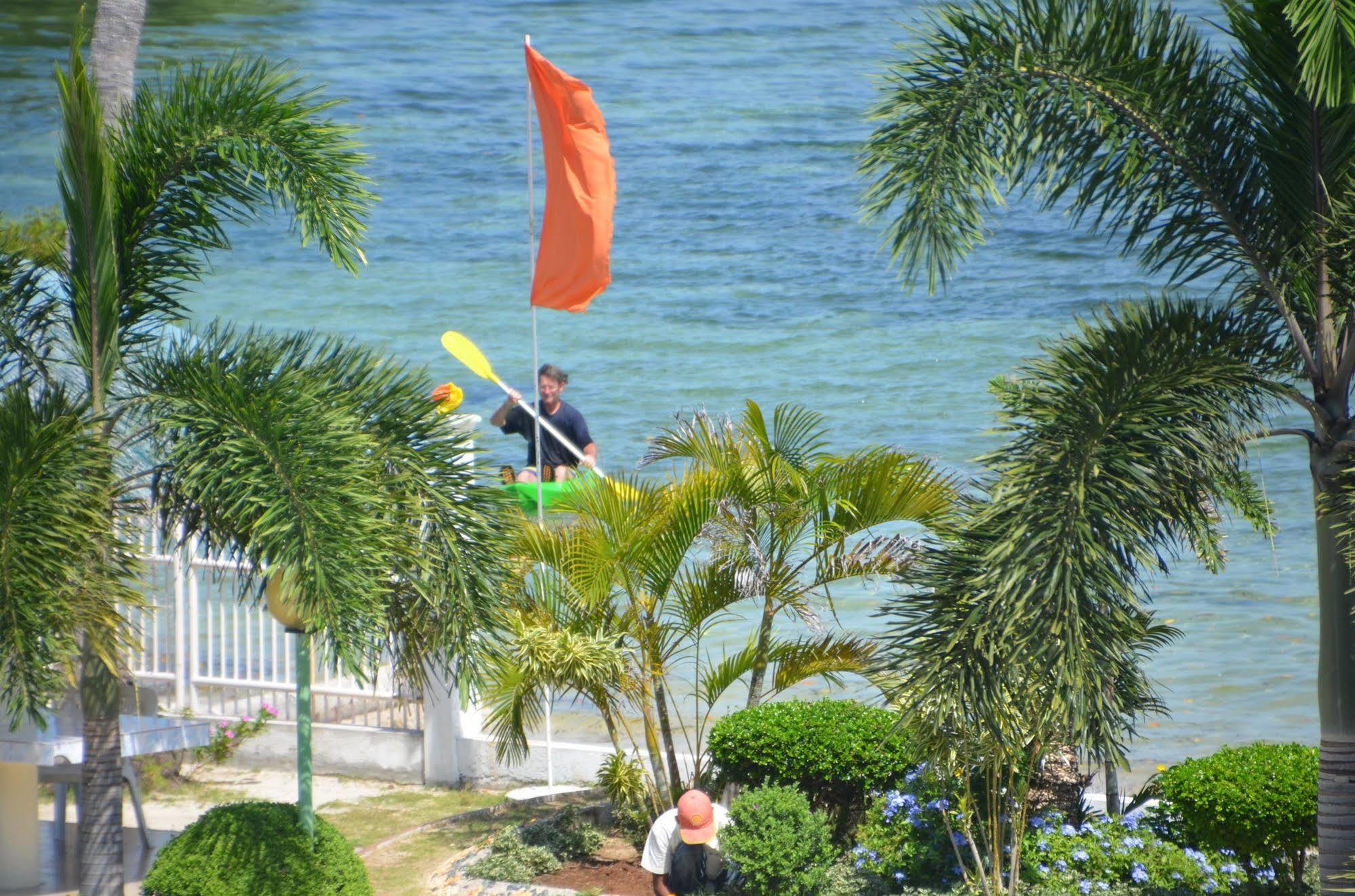 Sagastrand Beach Resort Olango Island Exteriör bild